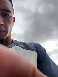 willclayy webcam model stream image