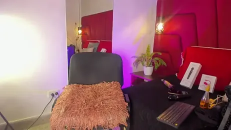 LadyLuminary webcam model stream image