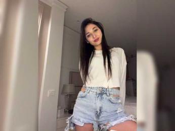 MolliKiana webcam model stream image