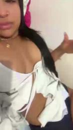 larissa350 webcam model stream image