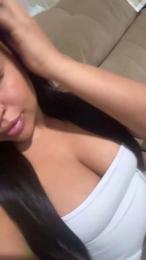 larissa350 webcam model stream image