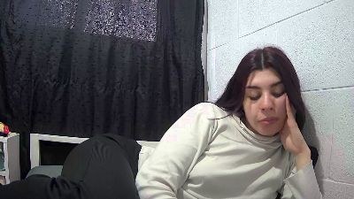Violetazeinnn webcam model stream image