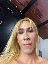 Astrid_Porno webcam model stream image