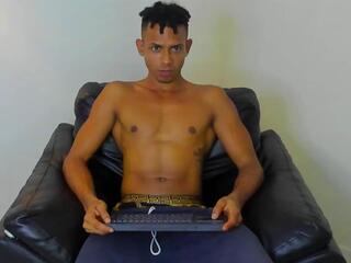 Axeel King webcam model stream image