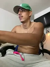 Ilovepancackes webcam model stream image