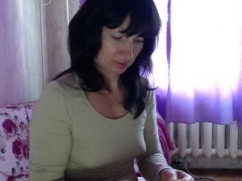 KedraLuv webcam model stream image