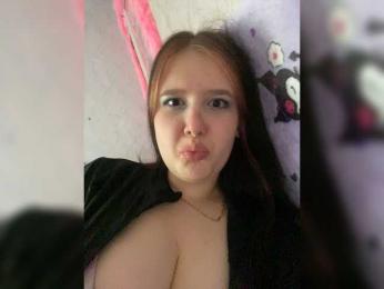 LinbergLin webcam model stream image