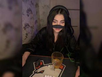 Aloeloea webcam bongacams model stream image