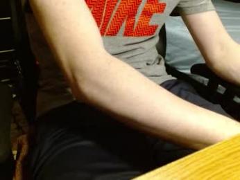 readytocum90 webcam model stream image