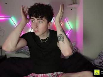 alfiegreenxxx webcam model stream image