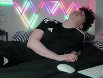 alfiegreenxxx webcam model stream image