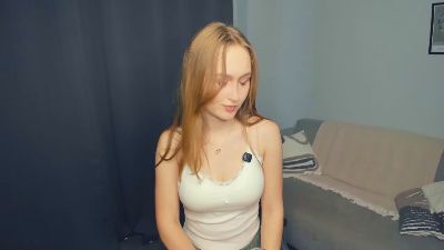 CrissyCamara webcam model stream image