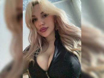 VibrateMeBaby webcam model stream image