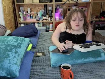 MiniNatali webcam bongacams model stream image