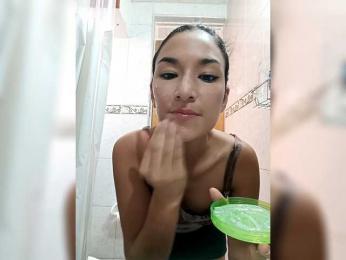 M1aH4rp3r webcam model stream image