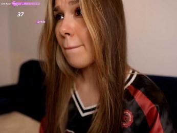 SashaBonfire webcam bongacams model stream image