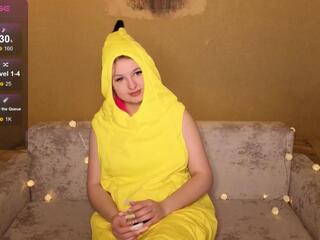 Grase Neon webcam model stream image