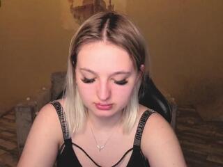 Grase Neon webcam model stream image