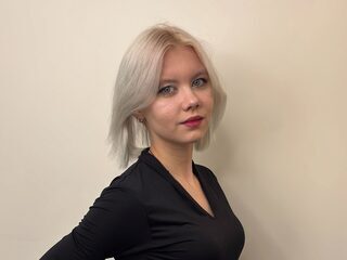 Flo Upson webcam model stream image