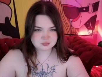 StarryDoll webcam model stream image