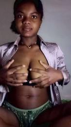 mialisoa3 webcam model stream image