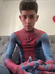 migueyalejo_teens webcam model stream image