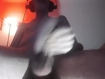 hugo_hug webcam model stream image