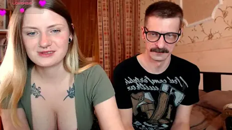 CozyCurves webcam stripchat model stream image