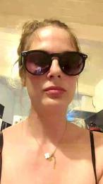 Frenchgirl webcam model stream image