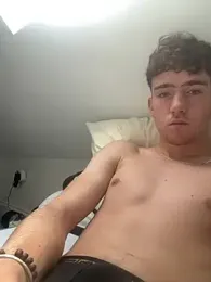 HugoJSK2005 webcam model stream image