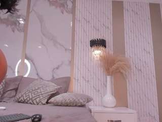 scarlett-harper webcam model stream image