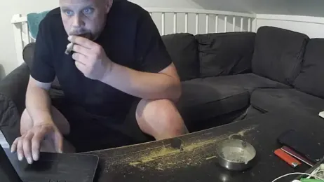 YourLoveBoyKevin webcam model stream image
