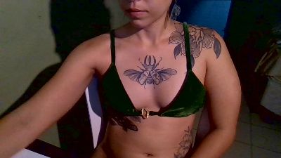 Docinhodeuva webcam cam4 model stream image