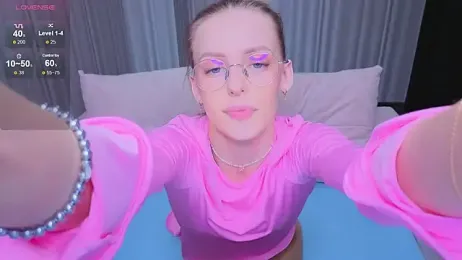 kittie_like18 webcam model stream image