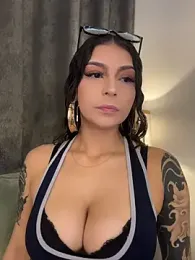 CHERRYY_BOMB_ webcam model stream image