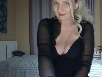 Mellica webcam bongacams model stream image
