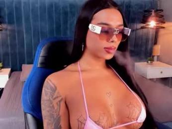 tinaqueen_noa webcam model stream image