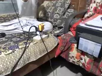 zoyakhan803 webcam chaturbate model stream image