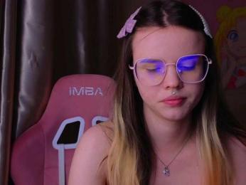 HannaCristal webcam model stream image