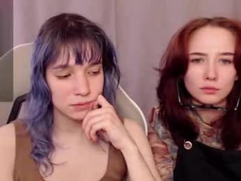 robin_yours webcam model stream image