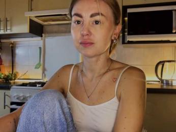 MartaLuna webcam bongacams model stream image