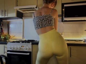 MartaLuna webcam model stream image