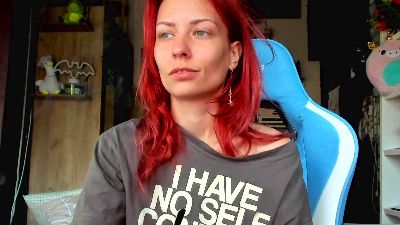 Karoline121 webcam model stream image
