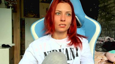 Karoline121 webcam model stream image