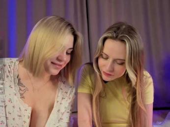 Mari8mira webcam model stream image