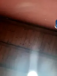 CurlyElisa webcam model stream image