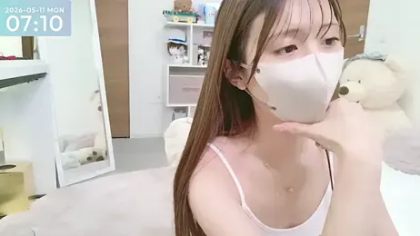 -SHINON- webcam stripchat model stream image