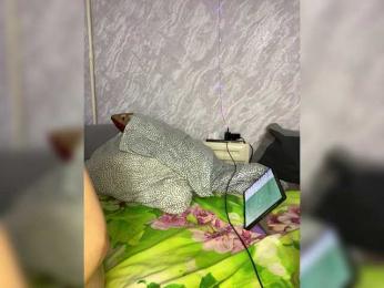 korolevaaa11 webcam model stream image