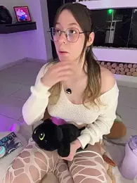 _nobara__ webcam model stream image