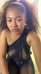 shina96 webcam model stream image